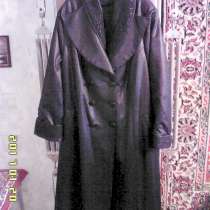 Продаю женское пальто, в Феодосии