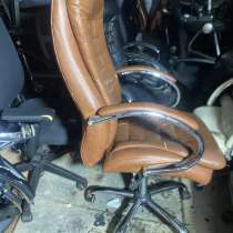 Компьютерное кресло б/у, в Москве
