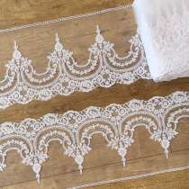 Белоснежное кружево на сетке (1002), в Пятигорске