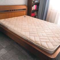 Кровать с матрасом, в Казани