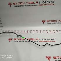 З/ч Тесла. Трубопровод тормозной системы (от главного цилинд, в Москве