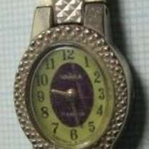 Часы наручные женские Чайка с браслетом сделанные в СССР, в Сыктывкаре