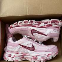 Кроссовки Nike initiator pink y2k, в Благовещенске