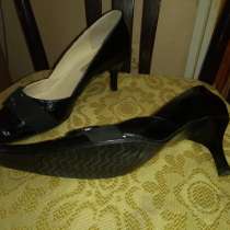 Продаю туфли модельные каблук 6 см размер 39, в г.Темиртау
