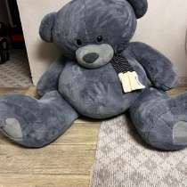 Огромный Мишка Тедди, в Москве