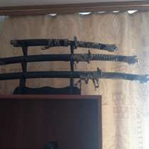 Продам сувенирный набор японских мечей из 3 шт, в Москве