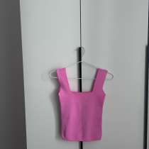 На продажу вылетают вещи для подростка, в Екатеринбурге