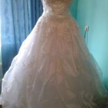 свадебное платье размер 46-48, в Тольятти