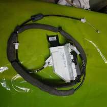 Замок двери задний левый Пежо Партнер, в Москве