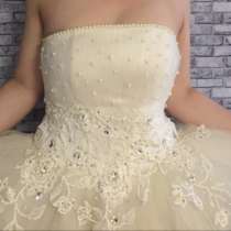 Отличное свадебное платье, в Новокузнецке