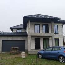 Продам дом со всеми коммуникациями, общая площадь 310кв, в г.Лида