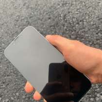 Айфон 13 про 256г, в Москве