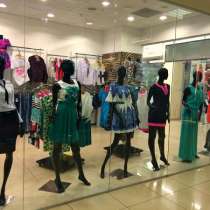 2 бутика женской одежды + интернет-магазин + клиентская база более 1,5 тыс. человек, в Москве