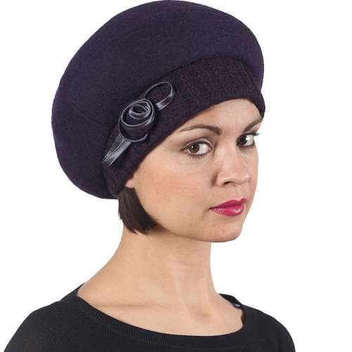 Московская фабрика головных уборов ариал. Головные уборы волгоград. Шапки кепки из ангорки женские. Фабрика головных уборов. Коппола кепка женская.