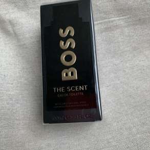 Hugo Boss, в Москве