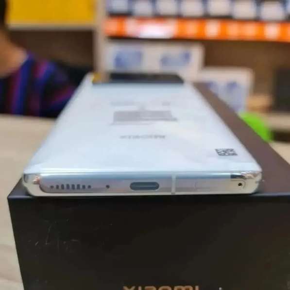 Xiaomi Mi 11 Ultra в Москве фото 3
