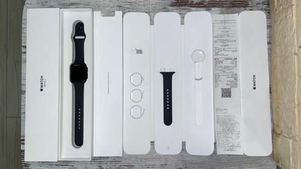 Часы Apple Watch series 3 чёрные 42mm