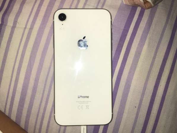 Продаю iPhone xr 128 гб