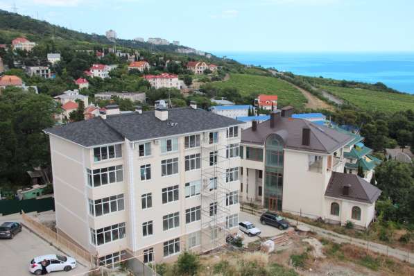 Продаётся 2 комнатная квартира в Массандре с видом на море