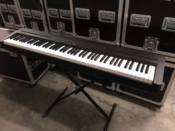 Электронное пианино Casio CDP-130 в аренду в Москве фото 6