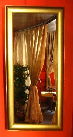 Зеркала в багетной раме в Казани фото 3