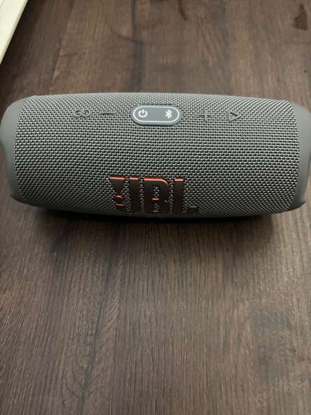 Колонка JBL