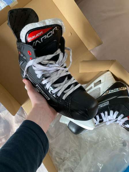 Коньки хоккейные Bauer