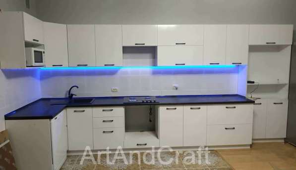 Кухонный гарнитур на заказ в фото 3