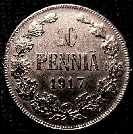 Раритет. Редкая, медная монета 10 пенни 1917 год.