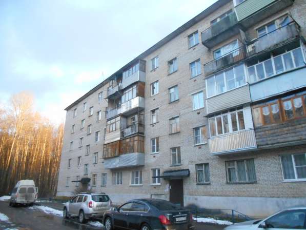 3-ех комнатную квартиру 63 кв. м. п. Оболенск в Серпухове