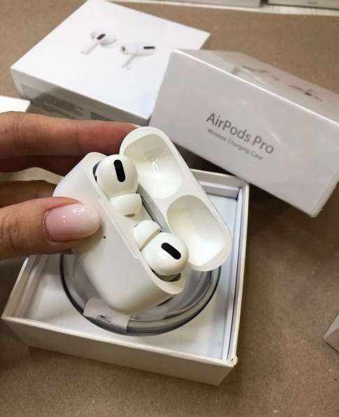 AirPods