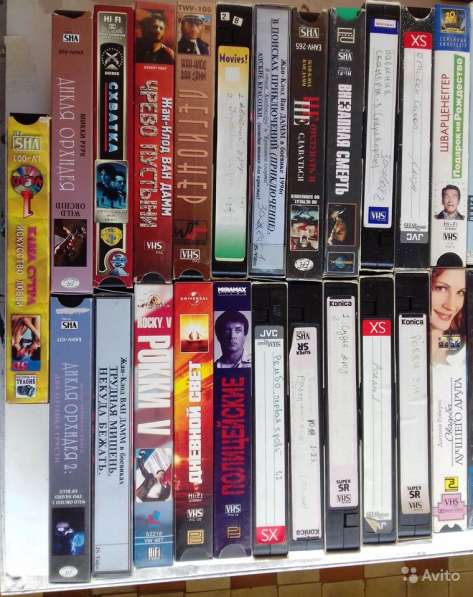 Кассеты VHS с фильмами разных жанров в Мытищи
