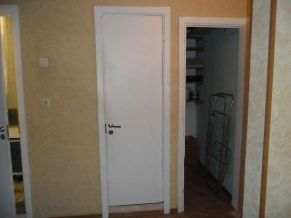 Продается трехкомнатная квартира, 10 лет Октября,107 в Омске фото 3