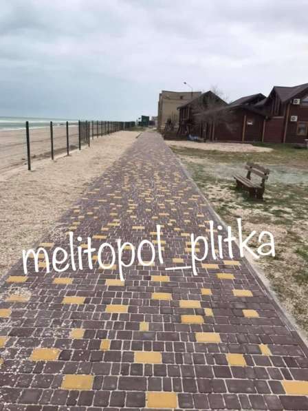 Укладка тротуарной плитки в фото 12