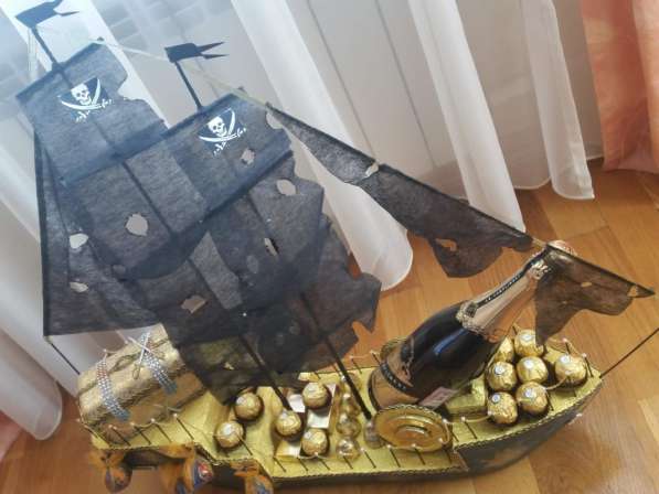 "Пиратский фрегат" из конфет в Санкт-Петербурге фото 4