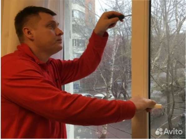 Ремонт пластиковых окон и дверей в Казани