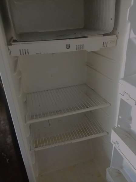 Холодильник Бирюса, в рабочем состоянии, мотор фреон новый в 
