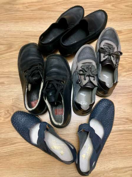 Продам женскую обувь