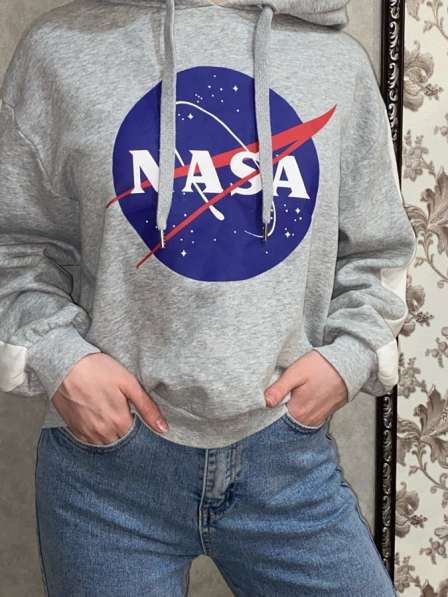 Толстовка NASA женская