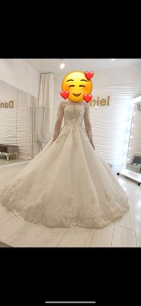 Свадбеная платья размер М корсетом