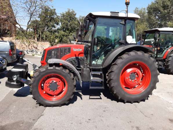 Vanzare ArmaTrac 1254 LUX (125 C. P.) Tractor