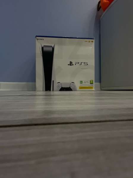 Игровая приставка PlayStation 5 (с дисководом) в Путилково фото 3