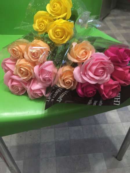 Букеты из мыльных роз