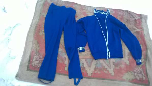 Спортивный костюм