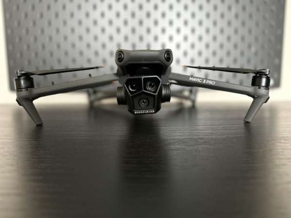 DJI Mavic 3 Pro RC Pro Combo в Елеце фото 6
