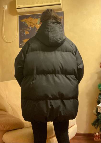 Продам зимнюю женскую куртку оверсайз в Хабаровске