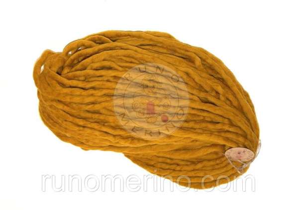 Объёмная пряжа, цвет №34 ЯНТАРЬ в фото 3