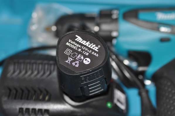 Шуруповерт Makita 12v в Омске