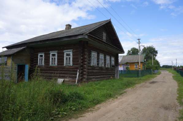 Дом в жилой деревне на берегу Волги в Москве фото 16