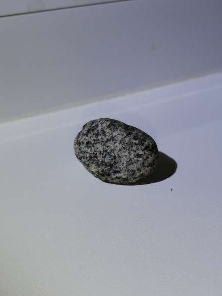 Вековой натуральный природный камень. Северное сияние в Мурманске фото 3